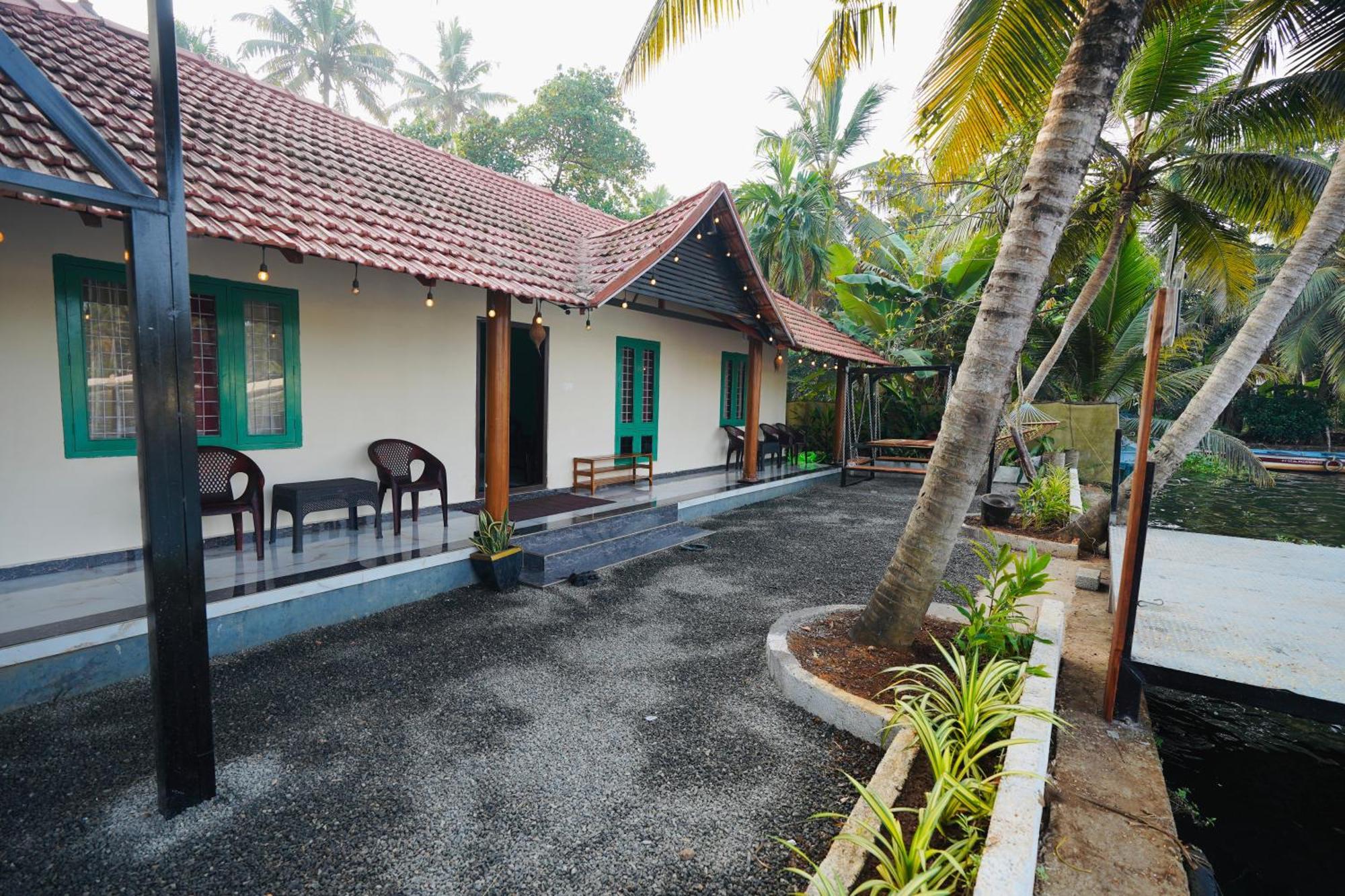 Ferienwohnung Tulsi Kayal Retreat Champakulam Exterior foto